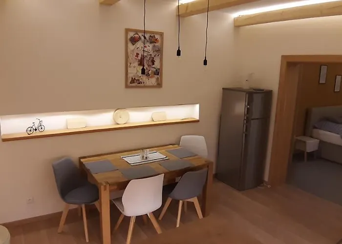 Three Apartmán
