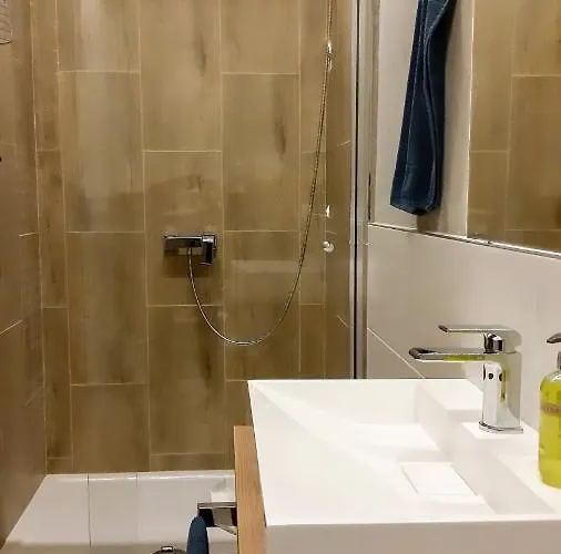 Three Apartmán