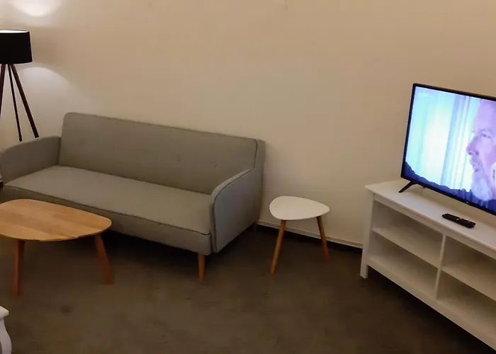 Three Apartmán
